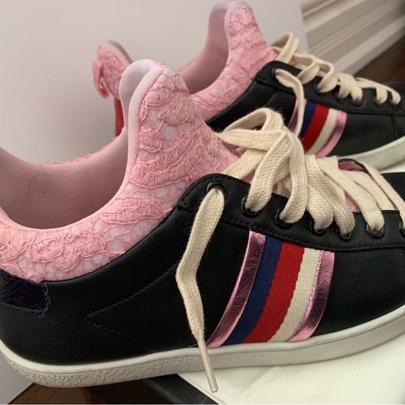 Authentic Gucci Sneakers Size 7 - Picture 3 of 7